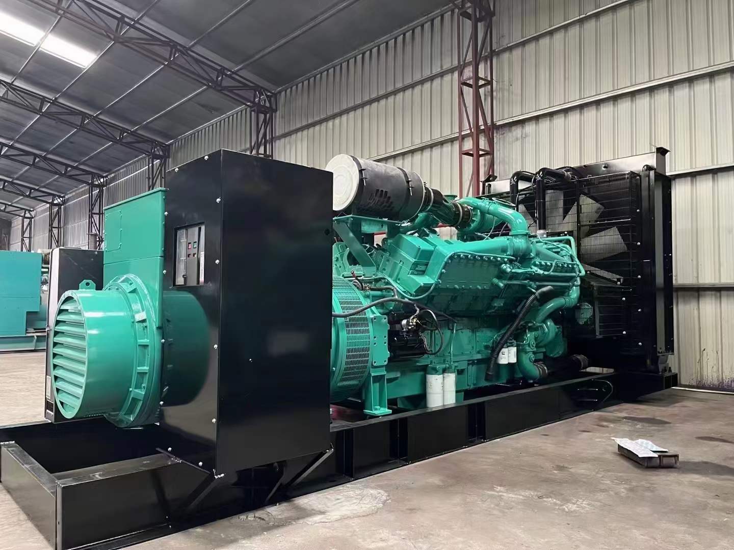 隆化如何降低 800kW 柴油发电机输出电流的波动？
