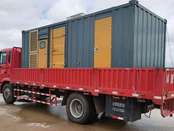 隆化发电机出租控制系统的使用和维护成本高吗？